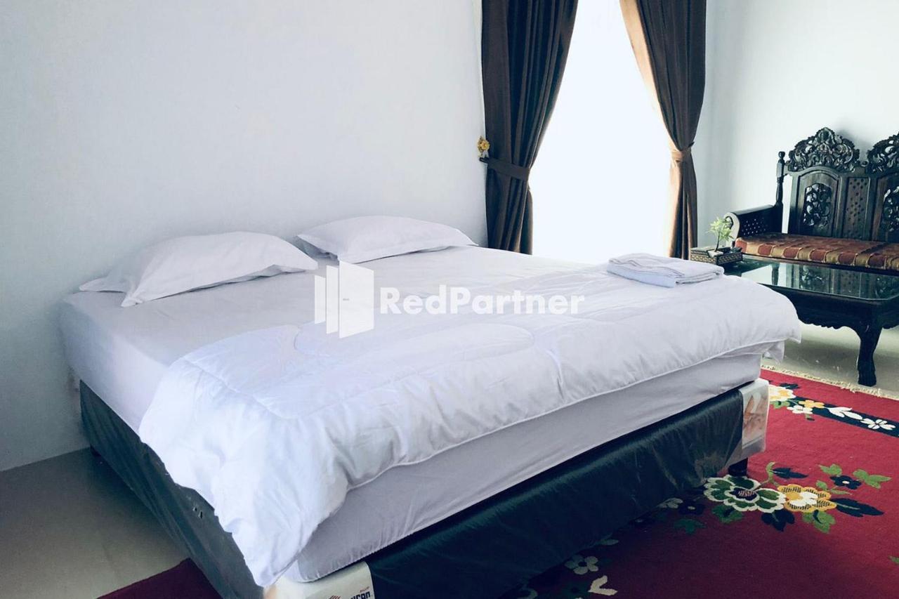 Wisma Suci Syariah Polewali Mandar Mitra Reddoorz Matakali Εξωτερικό φωτογραφία